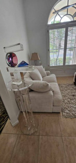 LIVINGROOM SET - (CREAM SOFA, CREAM LOVE SEAT, 2 LAMPS, FLOOR LAMP)