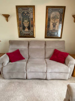 La-Z-Boy Recliner Sofa
