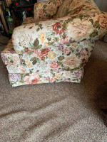 SOFA LOVESEAT SPRING FLORAL COLORS CAMEL BACK EXCELLENT CONDITION