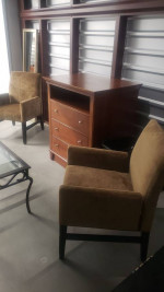 Sofa Chairs/ living room chairs/ Overstuffed chairs