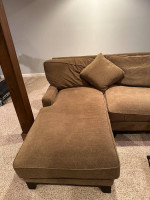 Sofa with lounge seat (olive fabric)