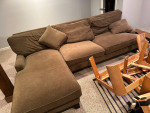 Sofa with lounge seat (olive fabric)