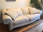 HomeLife ELEGANT CLASSIC SOFA — MAKE OFFER!