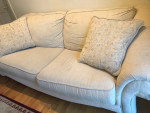 HomeLife ELEGANT CLASSIC SOFA — MAKE OFFER!