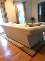 HomeLife ELEGANT CLASSIC SOFA — MAKE OFFER!