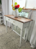 Console Table / Sofa Table