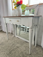 Console Table / Sofa Table
