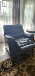Sofa and char reclainers