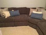 Sectional sofa with chaise