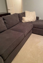Sectional sofa with chaise