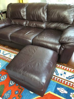 Leather Sofa/Loveseat/Chair/Ottoman
