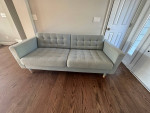 Sofa in excellent condition / 70% discount
