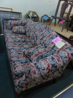 Sofa (#817)