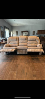 Reclining sofa