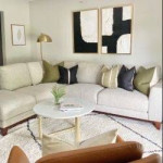 ****SECTIONAL SOFA (LIVING SPACES0****