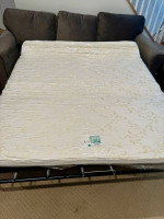 Macys 86” Queen Size Sleeper Sofa