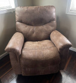 Matching Sofa & Recliner Set