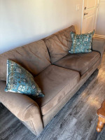 Brown 6”feet Sofa w/ Pull Out Mattress
