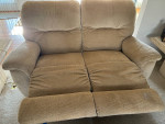 La-Z-Boy Reclining Sofa & Loveseat