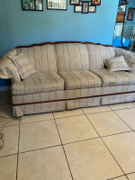 QUEEN SLEEPER SOFA