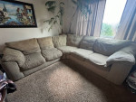 Sectional Sofa/Coffee table/End Tables