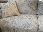 Very Nice pull out sofa