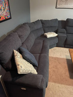 Sectional Sofa (Southern Motion)