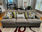 Sofa set