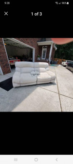 Dual manual recliner sofa