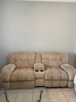Sofa/Recliner/Chair