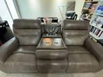 Power Leather Recliner Sofa w/Cup Holders and outlets