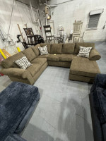 U-Shaped Reclining Sectional Sofa