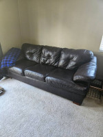 BEAUTIFUL LEATHER SOFA