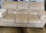 Sofa / loveseat