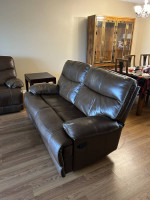 Real leather Sofa/ Love seat 3 tables!!
