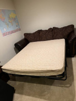 Brown leather sleeper sofa bed (Queen)