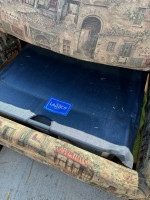 Sofa/loveseat/bed
