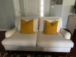 Carlisle English Arm Upholstered Sofa