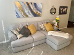 Sectional Chaise Sofa - Like NEW!