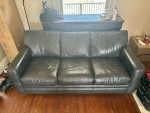 Leather Couch / Sleeper Sofa in Excellent Shape