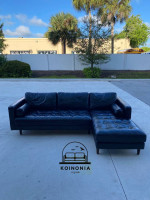 Leather Sectional Couch !! Delivery Available !! Sofa from Article