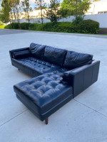 Leather Sectional Couch !! Delivery Available !! Sofa from Article