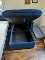 Article - Blue Velvet Right Sofa Bed