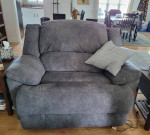 Sofa and oversized chair set