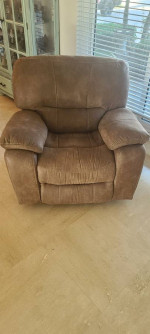 Recliner sofa and chair