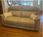 Dual reclining Sofa