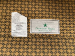 Dunroven House Sofa (#879)