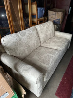 Sofa (Bassett brand)