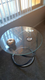 Sofa L and lamp,Cristal tables