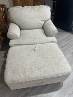 Charleston Bob-O-Pedic Queen Sleeper Sofa & Loveseat